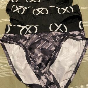 3 Pairs 2xist Briefs